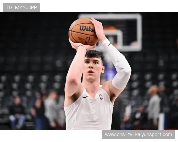 湖人新援拉拉维亚三分稳定，全能防守补强侧翼，湖人拉拉队长