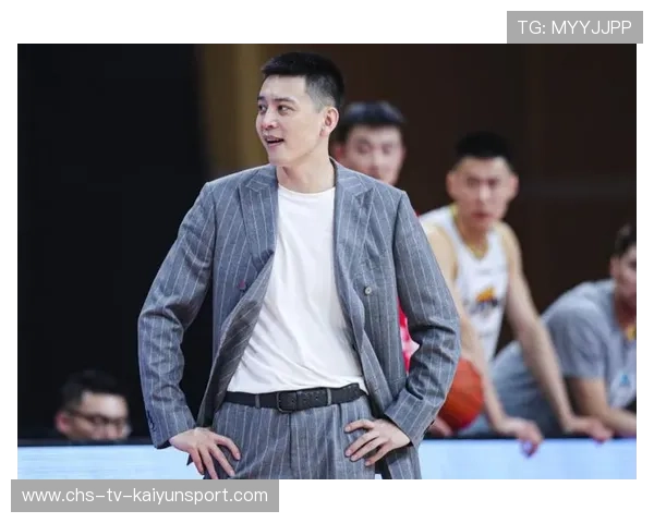 杨鸣称质疑存在 球员们全力以赴，杨鸣球员时期